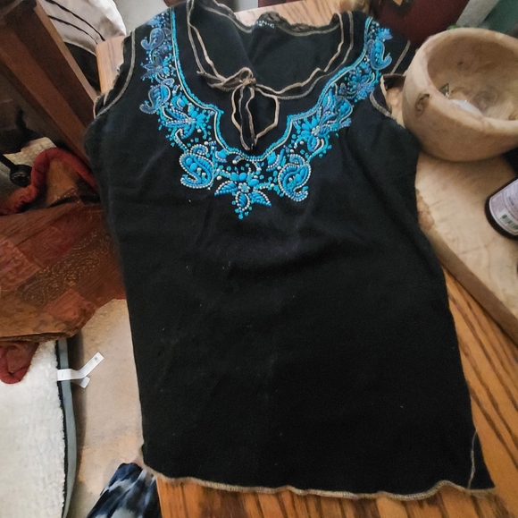 Beaded turquoise top - Picture 1 of 2